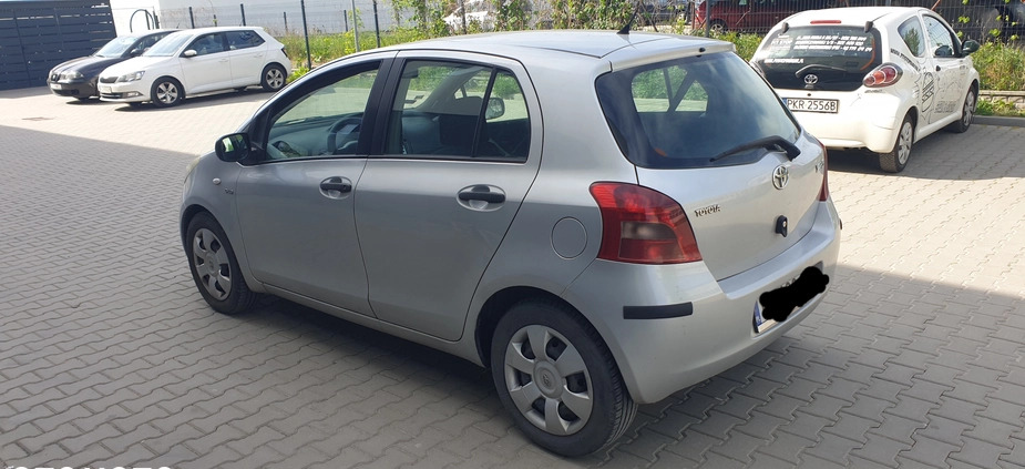 Toyota Yaris cena 10000 przebieg: 278358, rok produkcji 2007 z Łódź małe 326